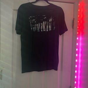 Old Navy T-Shirt